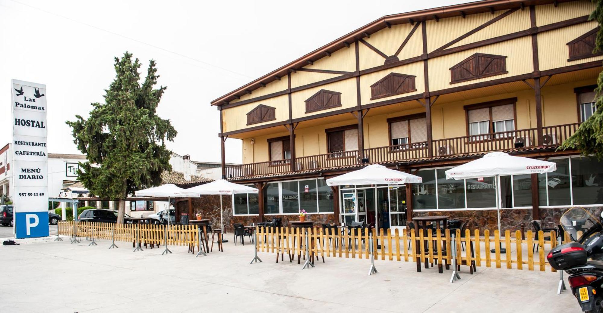 Hostal Las Palomas Lucena Exterior photo