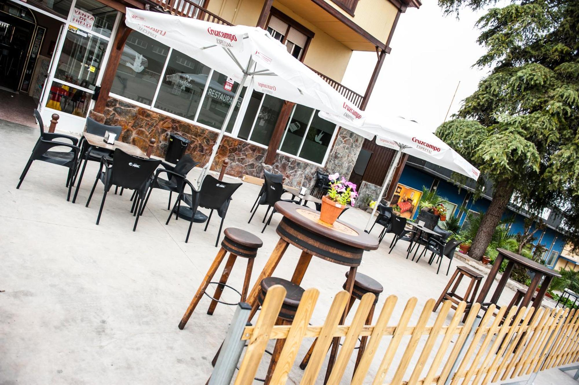 Hostal Las Palomas Lucena Exterior photo